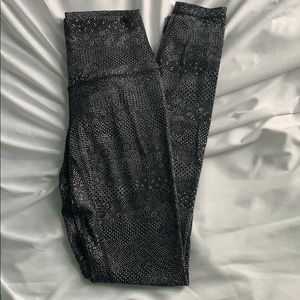 LULULEMON LEGGINGS